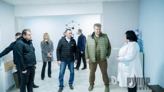 ³ : ³      㳿 , ,   