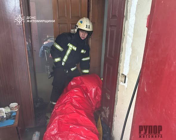 � ������������� ������ �� ��� ����� � ��������� ���� ������������ ����