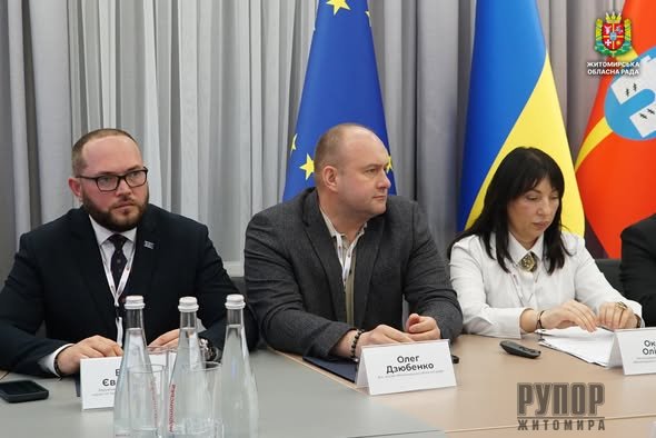 ���� �������� ���� ������ � ������������ ����� � ������� �����